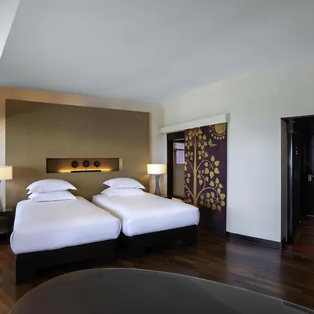 Pullman Phuket Karon Beach Resort-3