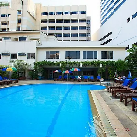 Nana Hotel Bangkok-3