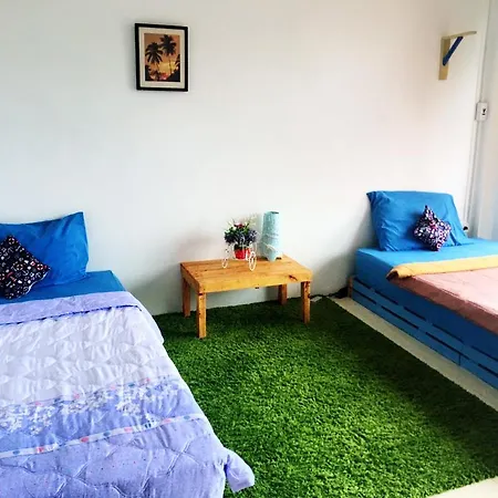 Green Leaf Guesthouse-3
