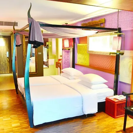Patong Beach Hotel By See2Sea-2