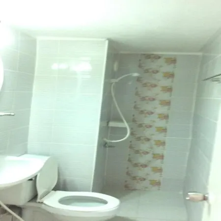 IMPACT Challenger Muang Thong Thani Service Apartment-2