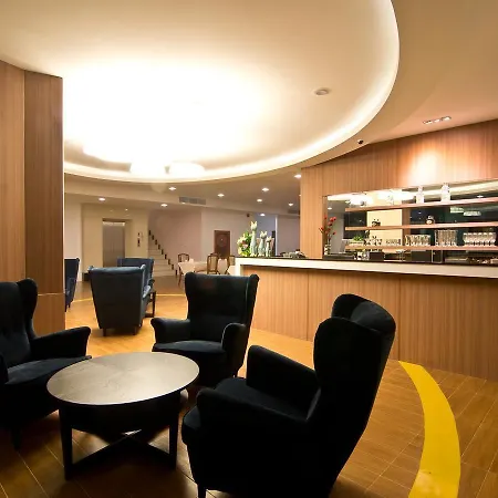 Tevan Jomtien Pattaya-3