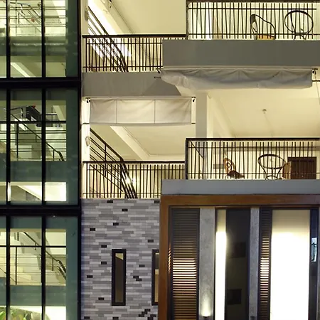 Izen Budget Hotel & Residence-3