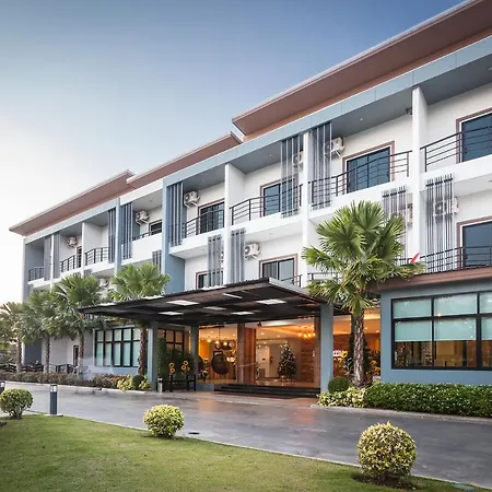 Ray Hotel Buriram-3