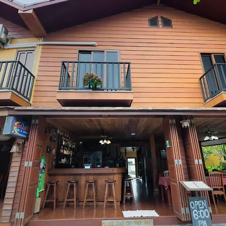 La Luna Italian Restaurant & Accommodation-3