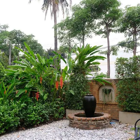 Udee Cozy Bed & Breakfast-2