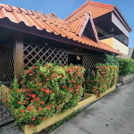 La Luna Italian Restaurant & Accommodation-2