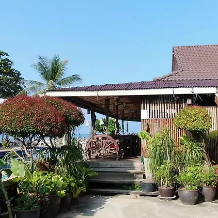 Lanta New Coconut Bungalow-2