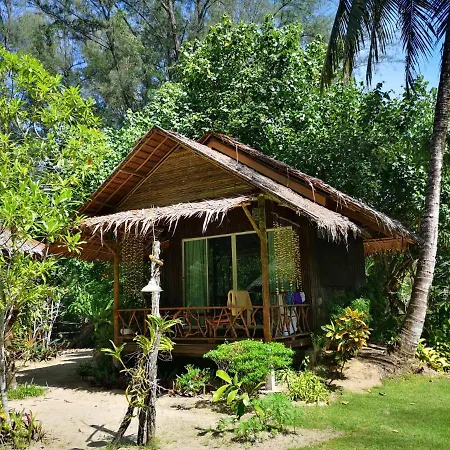 Hapla Beach Cottage-2