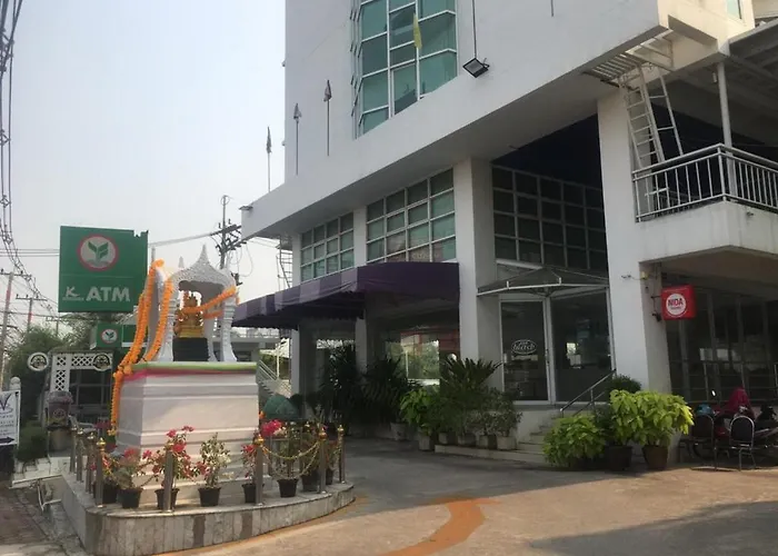 V Verve Service Apartment Hotel Chachoengsao