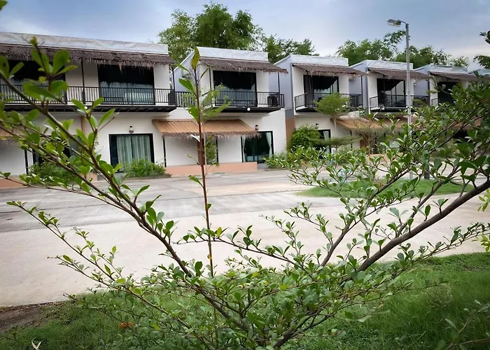 Suwi Coco Ville Resort Ubon Ratchathani