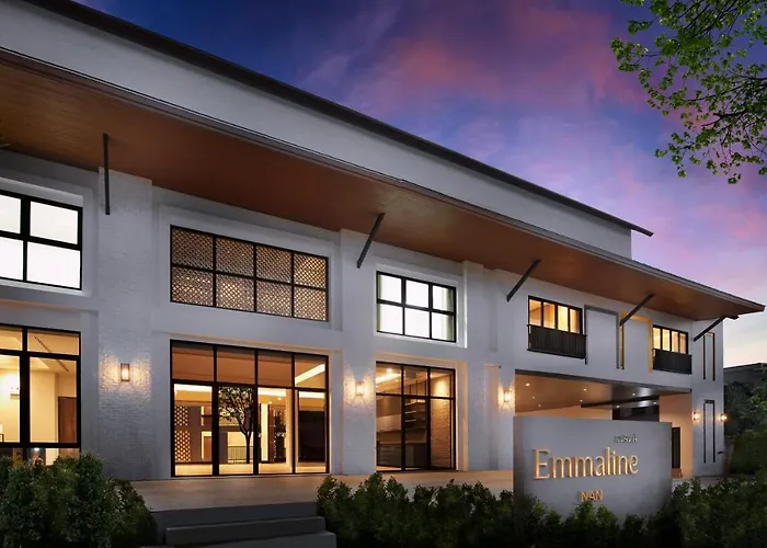 Emmaline Hotel Nan