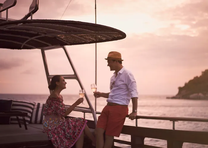 Beach Club By Haadtien Koh Tao