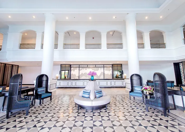 Hotel Courtyard By Marriott Phuket Town