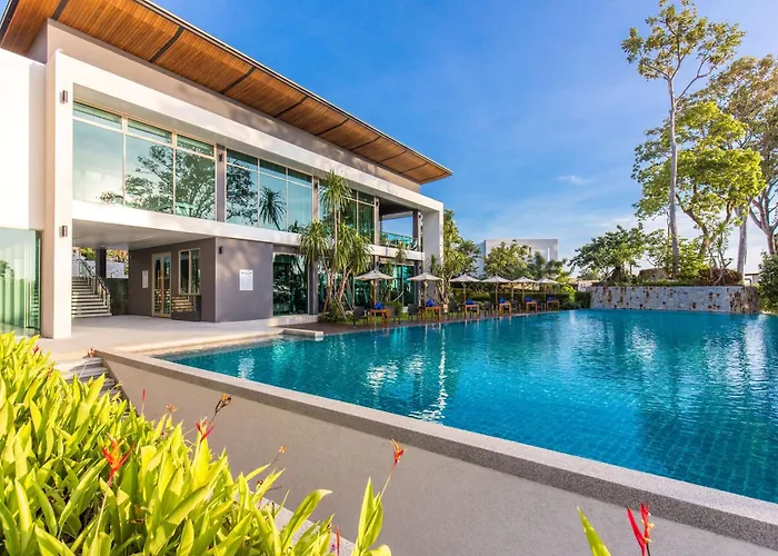 Wyndham Grand Phuket Kalim Bay Hotel Kamala Beach