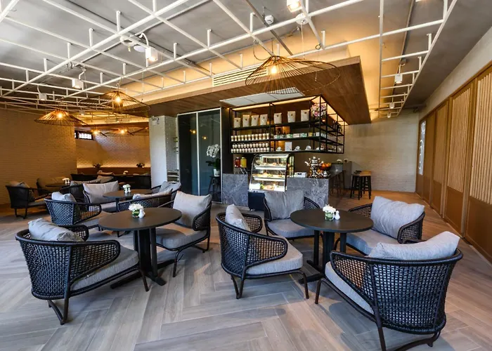 Isanook Resort & Suites Hua Hin
