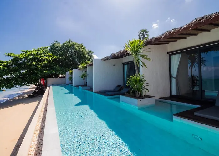 The Flow Samui Beach Resort Mae Nam