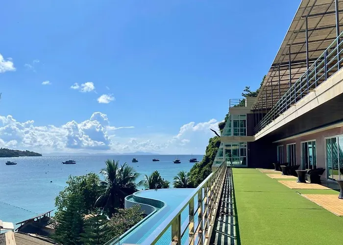 Phi Phi Cliff Beach Resort-SHA Plus