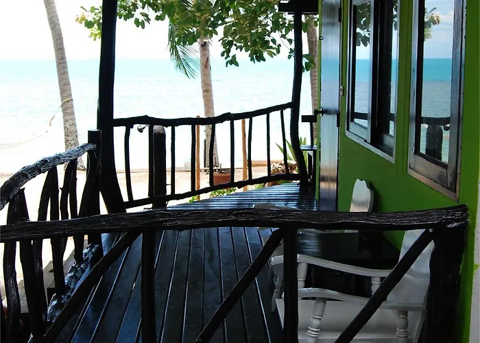 By Beach Resort Ko Samui