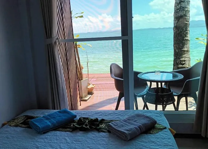 Seaside Home Koh Mook