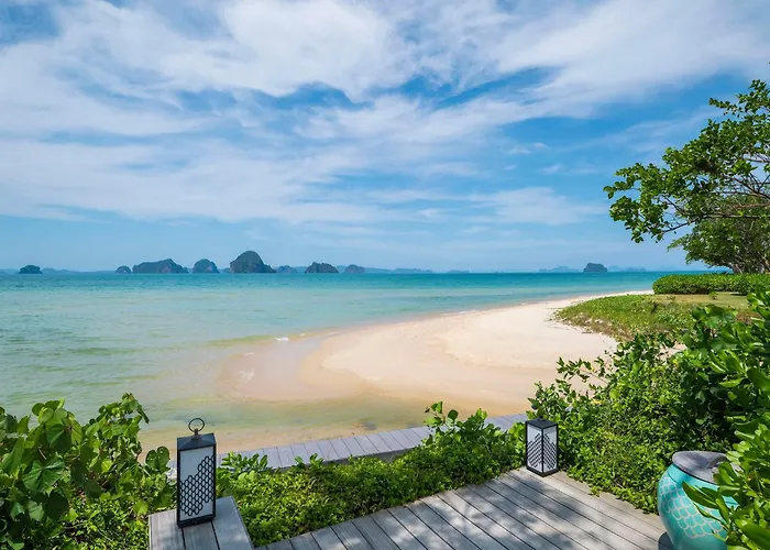 Banyan Tree Krabi Hotel Tub Kaek Beach