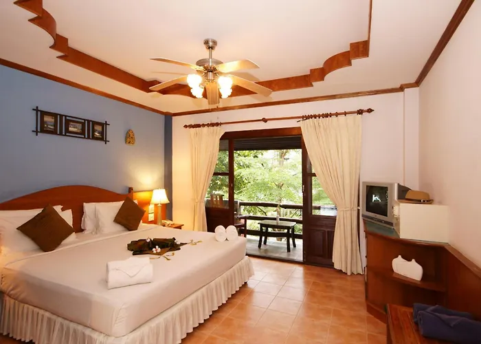 Salad Beach Resort - SHA Extra Plus
