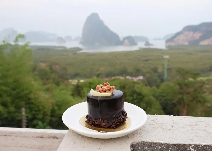 Beyond Skywalk Nangshi Hotel Takua Thung