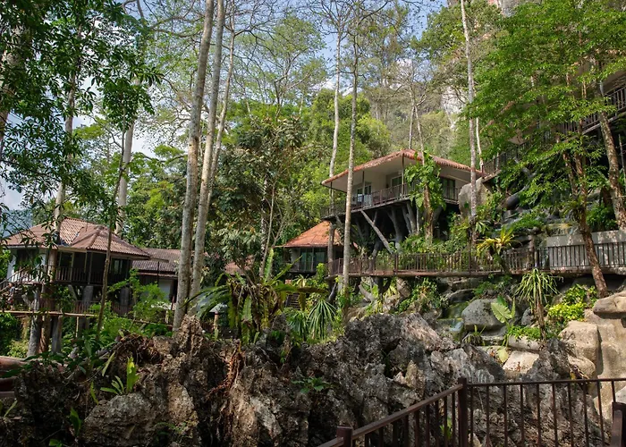 Rock And Tree House Resort Khao Sok National Park