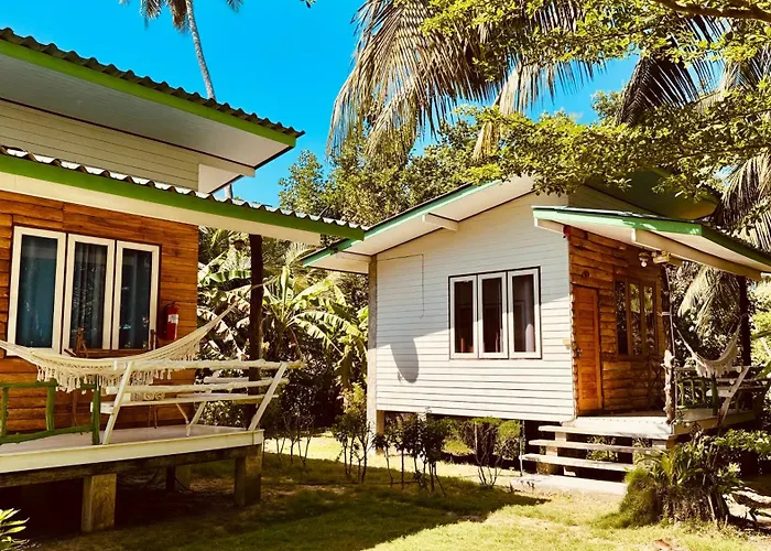 Suan Maprao Ko Kut Resort