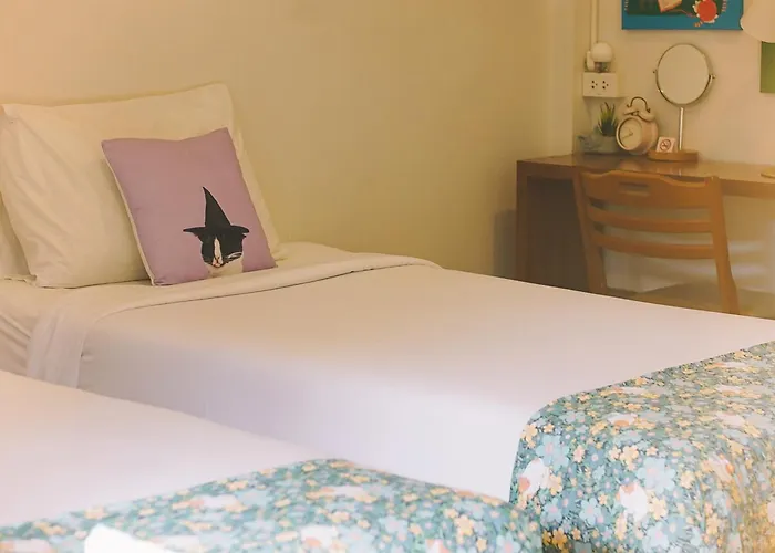 Sleepy House Chiang Rai Bed and Breakfast