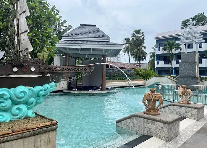 Phuket Island View Resort - Sha Extra Plus