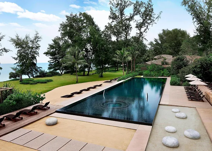 Renaissance Phuket Resort&Spa - SHA Extra Plus