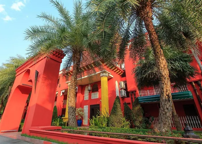 Sheik Istana Chiangmal