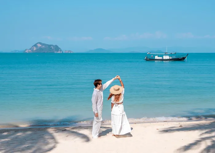 Royal Yao Yai Island Beach