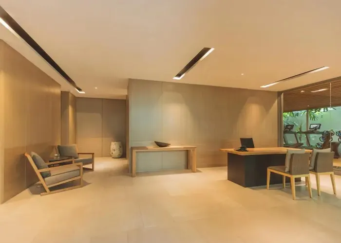 Twinpalms Montazure Phuket Hotel