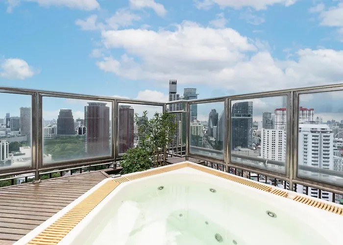 Grand Diamond Suites