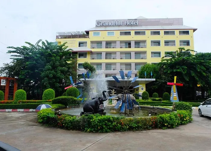 Grand Hill Resort And Spa Nakhon Sawan