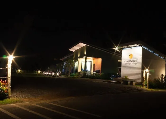 Moonlight Cottage Pa Khlok