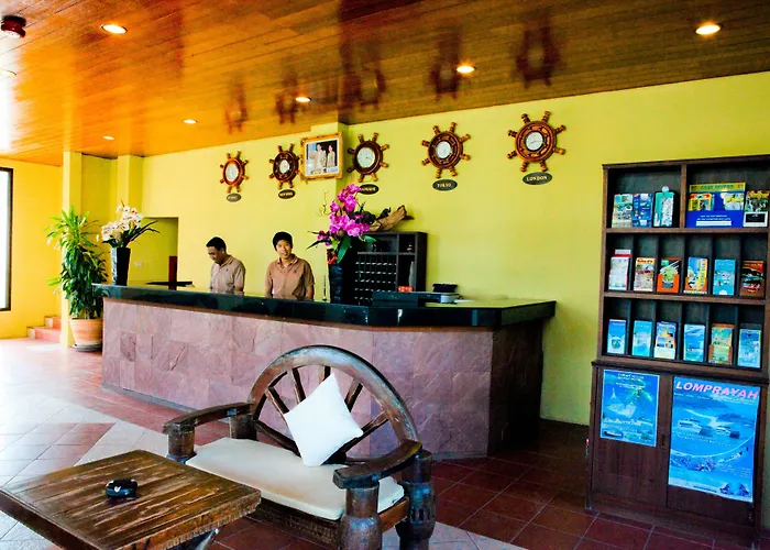 Samui Island Beach Resort & Hotel Chaweng 