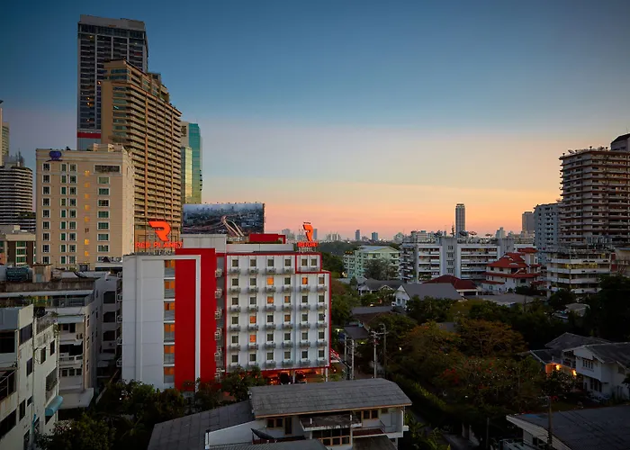 Easy Planet Bangkok Asoke