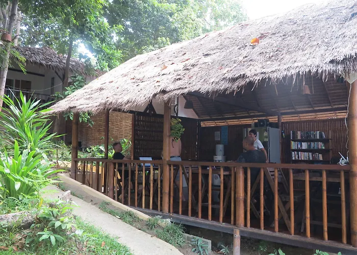 Gecko Lipe Resort