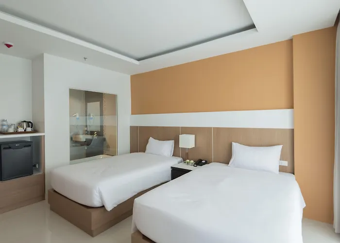 Chanalai Hillside Resort, Karon Beach