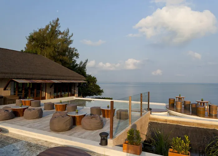 Hotel U Pattaya Na Chom Thian
