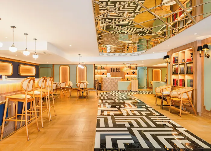 Thee Bangkok By Th District "Newly Renovated"