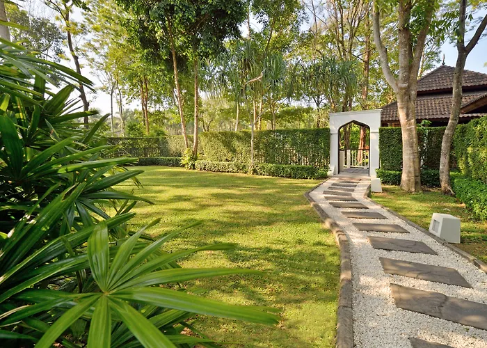 Dusit Thani Krabi Beach Resort Klong Muang Beach