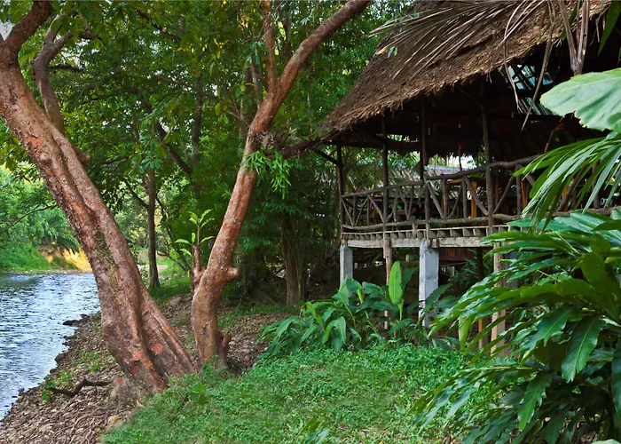 Khao Sok Riverside Cottage Khao Sok National Park