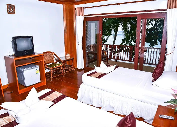 Haad Khuad Resort