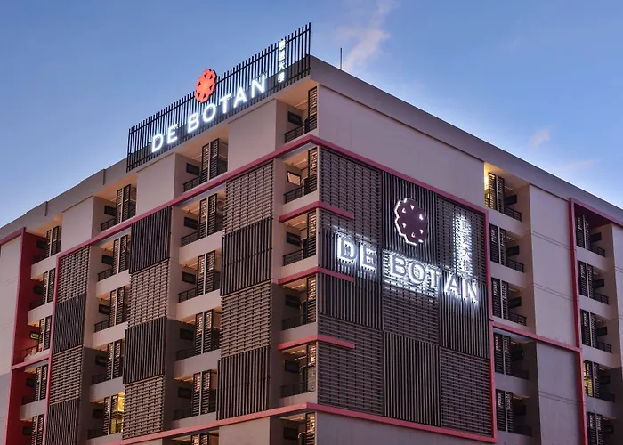 De Botan Srinakarin & Residence