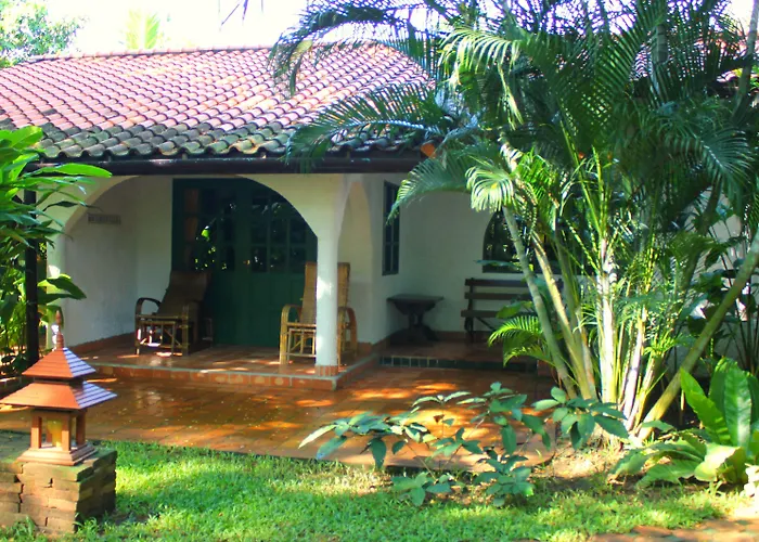 Secret Garden Chiangmai Hotel San Kamphaeng