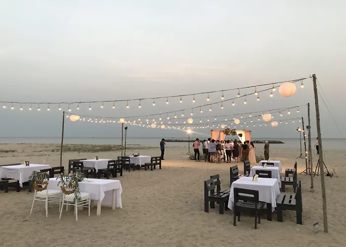 Chez Nous Boutique Resort Haad Chao Samran